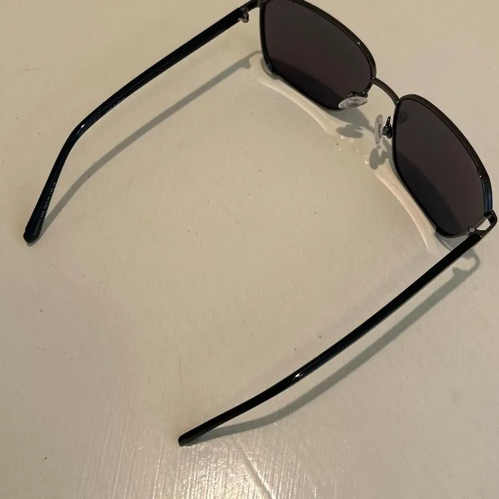 Guess GU00117 Thin Gunmetal Frame Rectangle Sunglasses Smoke Lens NEW